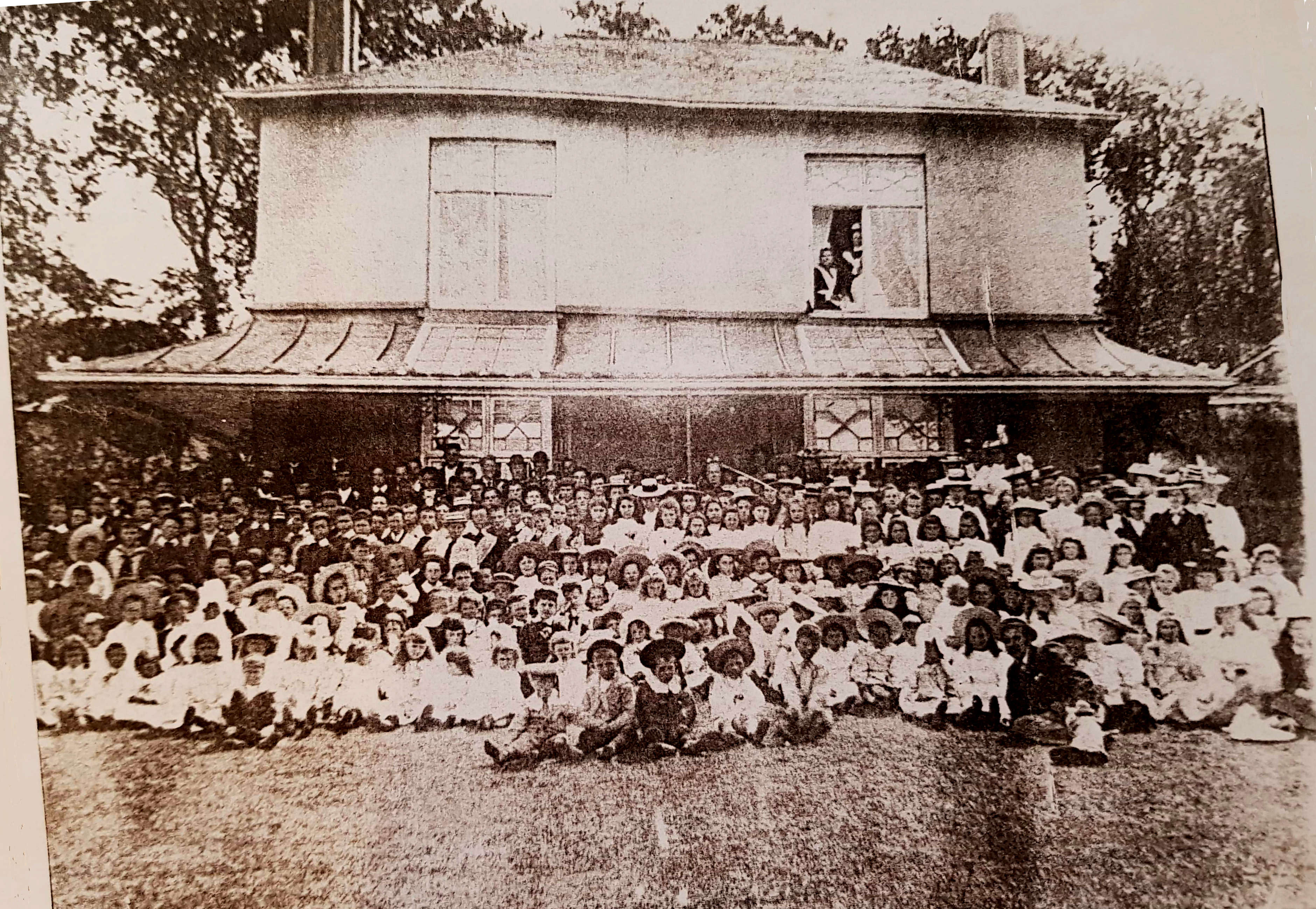 Visitors to Pencliff House, Hayle